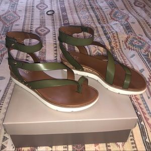 Franco Sarto Daven Sandals 7M